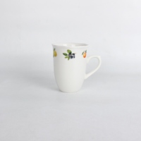 Ensemble de vaisselle en porcelaine écologique de 12 pièces avec motif incrusté d'or, style minimaliste, compatible lave-vaisselle et four