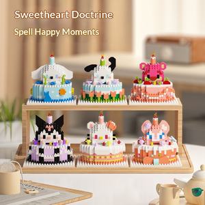 Vente en gros de jouets d'assemblage pour filles, blocs de construction de gâteaux d'anniversaire à l'échelle 1:8, ornements en micro-particules de plastique DIY - Product Image 1
