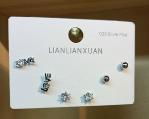 Orecchini a Perno 'Lettera d'Amore' Lianlianxuan, Placcati in Argento con Zirconi, Perno in Argento 925, Gioielli Moda Donna, Regalo - Product Image 3