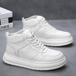 Zapatillas de Moda para Hombre, Aislantes y Cálidas para Otoño e Invierno, Resistentes, Versátiles, Cómodas, con Suela Gruesa y Tacón Alto - Product Image 4