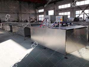 เครื่องผลิตช็อคโกแลตแบบหยอดอัตโนมัติเต็มรูปแบบทำจากสเตนเลสสตีลเครื่องทำปุ่มตกช็อคโกแลต - Product Image 6