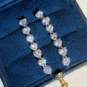 Orecchini pendenti a catena Sweet Heart per donna, accessori per l'orecchio alla moda da indossare tutti i giorni - Product Image 3