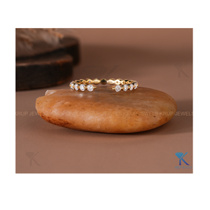 Anillo de Eternidad Abierto de Primera Calidad con Corte Redondo y Diamantes en Oro Amarillo de 18K para Mujer, Anillo Elegante de Estilo Abierto, Joyería Fina - Product Image 1