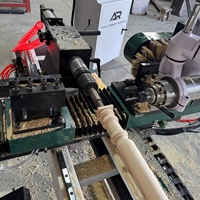 Tour à bois CNC entièrement automatique modèle 1530, mono-broche, alimentation automatique, pour la production de pieds de meubles, escaliers et poutres