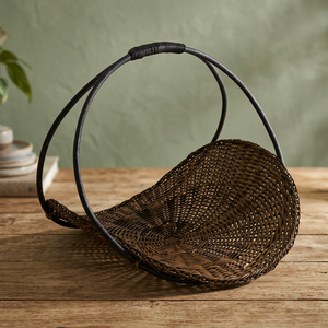 Panier de rangement artisanal rond, style rustique, en fibres végétales, organisateur de salon, porte-jouets - Product Image 6