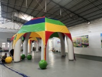 Tente araignée gonflable multicolores 7x7x5m |   Pavillon dôme arc-en-ciel à six pieds pour carnavals et salons professionnels