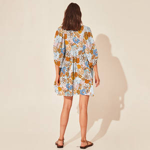 New Spring/Summe Vestido corto de flores fragmentadas con cuello en V y mangas acampanadas estampadas de alta calidad - Product Image 4