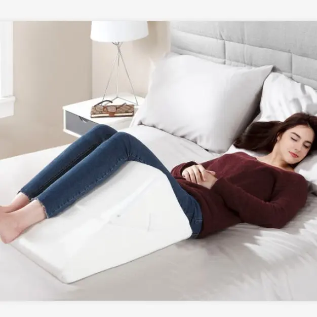 Comfortable Memory Foam Bed Wedge Pillow offer extra joint support for read or watch TV