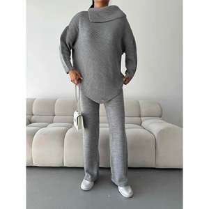 ชุดเสื้อถักคอปกตัวอักษร 1555 -สีเทา - Product Image 1