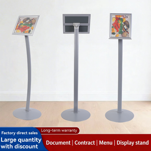Exhibidor de Piso Curvo A4, Altura Fija, Poste de Aluminio, Base Redonda de Acero, Diseño Patentado - Product Image 3