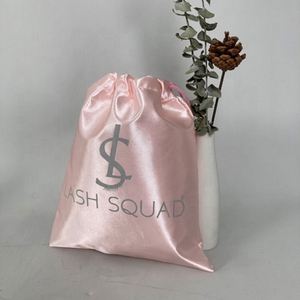 Sac seau à cordon en satin de soie personnalisé Petit sac à cordon en soie à cils en satin avec logo personnalisé Sac à cordon en satin avec logo personnalisé - Product Image 1