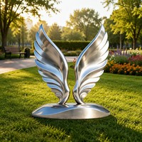 Sculpture d'ailes d'ange en acier inoxydable 3D poli avec des thèmes de fée et de musique - Art moderne pour la fête nationale ou les cadeaux de Noël