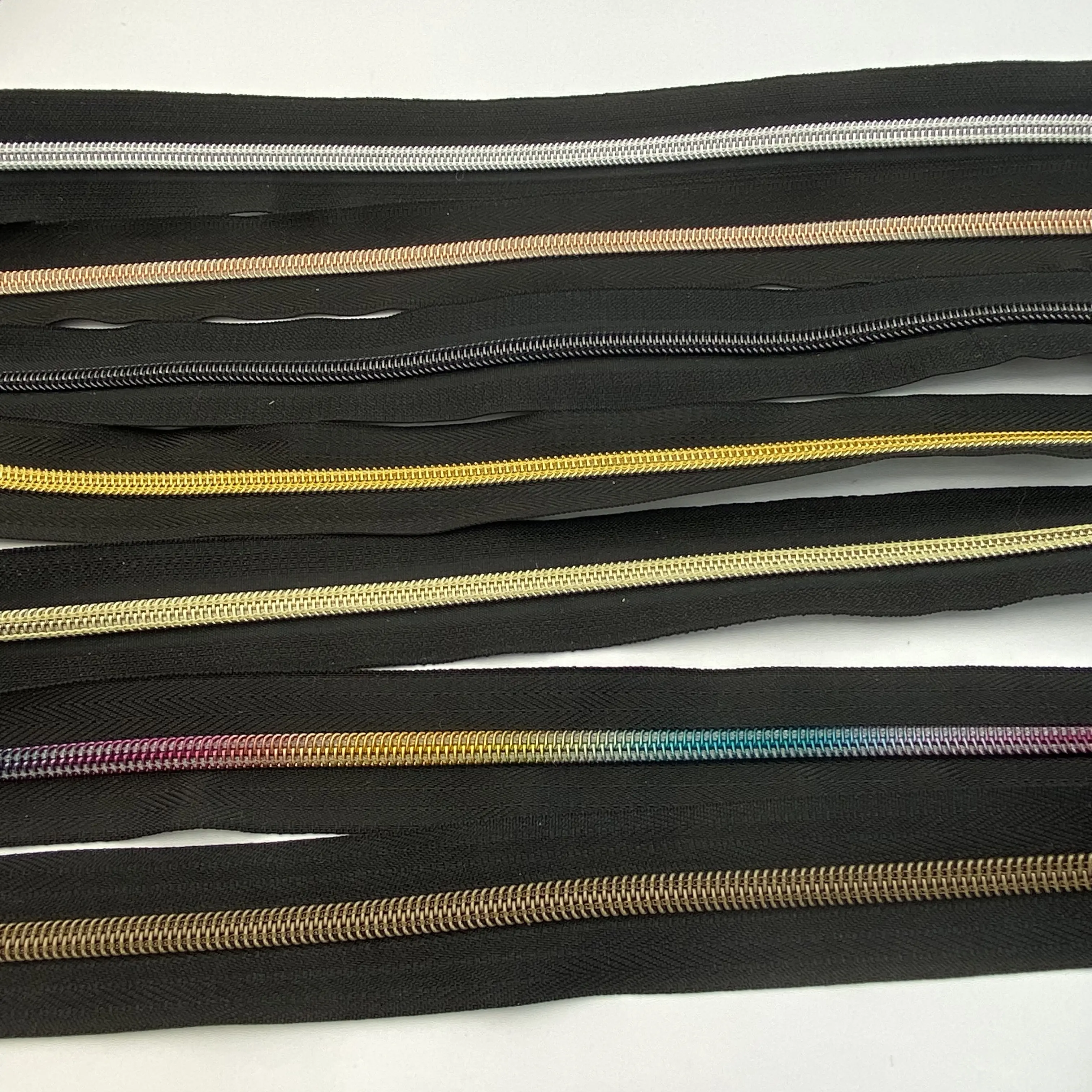 5# Black Plating Nylon Zipper Roll