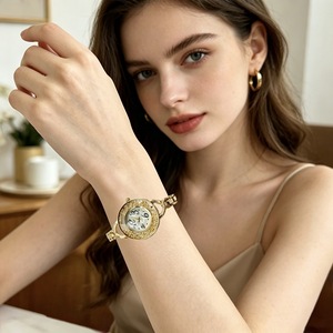 Montre à quartz pour femme, nouvelle montre à diamants lâchement sertis - Product Image 4