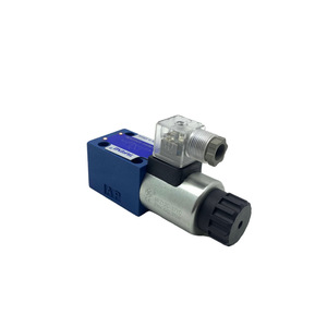 Válvula de Bola Solenoide de 1/2 Pulgada NPT de Acero al Carbono para Uso General - Product Image 1