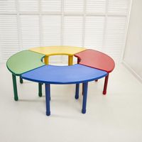 Meubles de jardin d'enfants ensemble de table et de chaise en plastique pour enfants bureau d'étude table de devoirs bureau d'apprentissage pour la maternelle