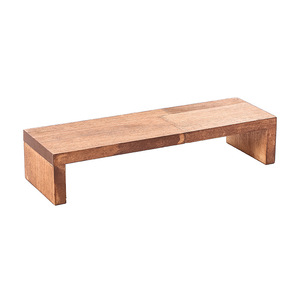 En stock, hay un juego de tres piezas de madera de nogal negro para guardar muñecas, un expositor de juguetes lindo y moderno, y un expositor de joyas. - Product Image 1