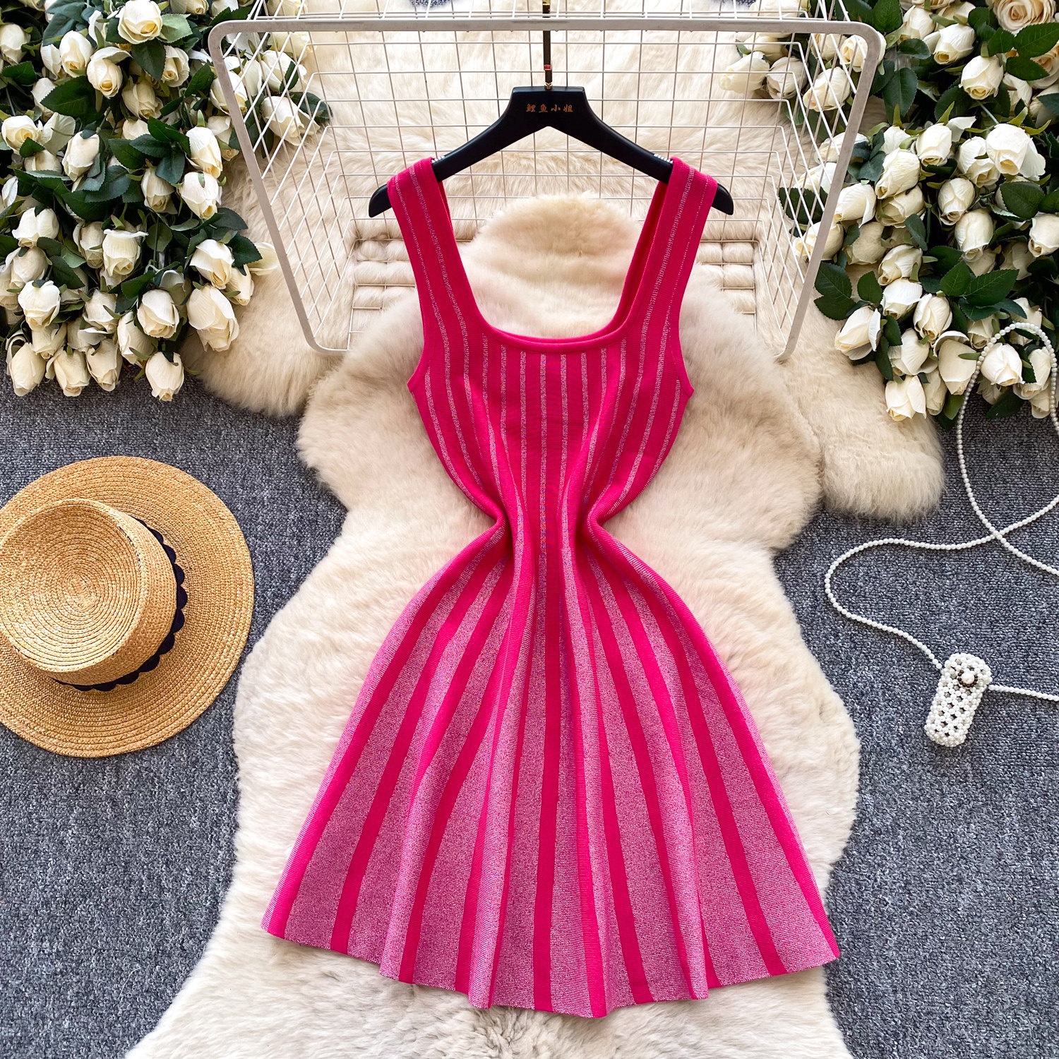 Verified Supplier Vertical Line Dresses High-Quality Material, Various  Sizes | Alibaba.com