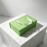 Individuelles Logo Faltbare Schuhbox Magnetische Klappbare Kartonverpackung Luxuriöse Faltbare Geschenkbox mit Griff
