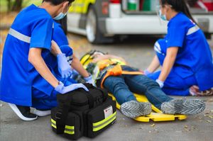 Échantillon gratuit Grand sac médical de premiers secours EMT vide pour la maison, le bureau, l'école, les EMT, les paramédicaux, les premiers intervenants - Product Image 4