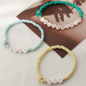 Bracelet en perles faites à la main en verre acrylique plaqué or pour femme, motif fleur fraîche simple, cadeau d'amitié – Usine de Yiwu - Product Image 4