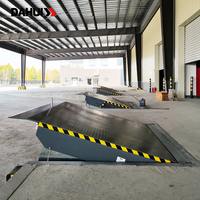 Niveleur de quai fixe avec hauteur de plateforme réglable pour opération en zone de chargement