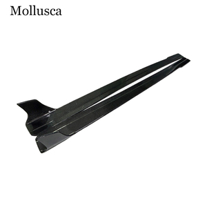 สเกิร์ตข้างคาร์บอนไฟเบอร์ทรง R8 V สำหรับกันชนหลัง ปี 2010-2016 - Product Image 4