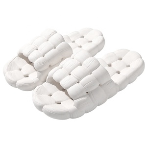 Sandali da donna antiscivolo ad asciugatura rapida molto leggeri, suola morbida e spessa, ciabatte da casa, comode <span class=keywords><strong>pantofole</strong></span> in EVA per interni di colore puro - Product Image 2