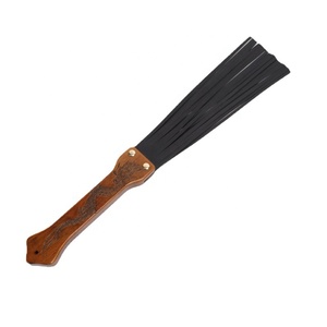 Guanti erotici sm uomini e donne condizionamento alternativo manico in legno <span class=keywords><strong>frusta</strong></span> a mano in pelle bovina condizionata nappa <span class=keywords><strong>frusta</strong></span> in pelle - Product Image 2