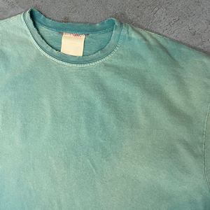 Wholesale Custom Heavyweight Distressed Gradient <strong>Turquoise</strong> Men's <strong>T</strong>-<strong>Shirt</strong> Vintage <strong>Shirt</strong> for Men Organic Cotton Sleeve <strong>t</strong> <strong>Shirt</strong> - Product Image 2