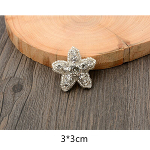 Parches de perlas con cuentas de estrellas brillantes hechos a mano, lentejuelas bordadas, apliques de chenilla, accesorios de ropa Diy - Product Image 4