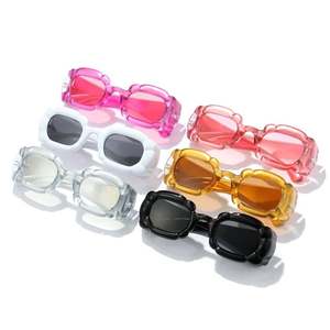 Gafas de Sol Cuadradas Vintage con Logotipo Personalizado, Estilo Y2K, Color Caramelo, Protección UV400, Degradado, Patillas Anchas Irregulares, para Hombre y Mujer - Product Image 4