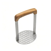 Keukenhulp voor aardappelpuree, babyvoeding, pompoen- en bananenpuree, aardappelstamper van roestvrij staal met houten handvat
