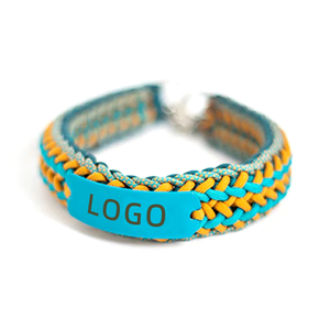 Collar de perro de Paracord con logotipo personalizado de lujo y juego de correa de plomo Macrame Collar de cuerda de nailon trenzado hecho a mano Collier Pour Chien Corde