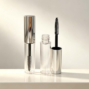 Tube de mascara vide transparent avec capuchon en aluminium argenté, mini-bouteille personnalisée pour applicateur de mascara, emballage cosmétique pour sérum pour cils - Product Image 1