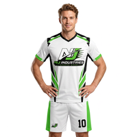 Ensemble de maillots de football respirants à manches courtes, dernier style, pour adultes, vente en gros, haute qualité