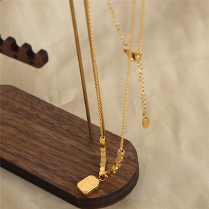 <span class=keywords><strong>Precio</strong></span> Competitivo B2B, Regalo para Tía, Chapado en Oro <span class=keywords><strong>de</strong></span> 14k, Tipografía Art Deco, para Influencers <span class=keywords><strong>de</strong></span> Redes Sociales - Product Image 6