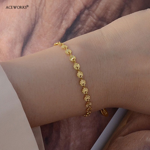Collar con diseño de rayos de sol |   Collar y Pulsera de Cadena de Discos con Corte de Diamante en Acero Inoxidable Chapado en Oro de 18K |   Resistente al agua y sin deslustre - Product Image 5