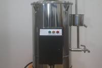 Distillateur d'eau en acier inoxydable 304 avec tube de condenseur sans soudure, tube chauffant à immersion en cuivre, protection automatique contre la pénurie d'eau