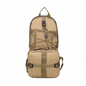 Mochila de agua de muestra gratuita con bolsa de agua de 2.5L para deportes al aire libre, montañismo y ciclismo, mochila de camuflaje para los hombros. - Product Image 1