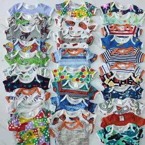 Vente en gros de Combinaisons et Barboteuses pour Bébés, Tout-petits et Nouveau-nés (Filles et Garçons) - Product Image 4