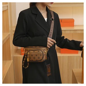 Bolso de Pecho de Cuero PU Estampado de Lujo 2023, Bolso Bandolera de Alta Calidad con Cierre de Cremallera para Mujer, Versátil para Uso Diario - Product Image 6