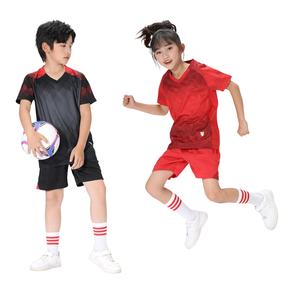 Kit latihan sepak bola merah desain baru kaus sepak bola kustom peralatan sepak bola teknik sublimasi termal untuk pria dengan anak-anak - Product Image 4