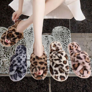 Kadın moda yumuşak kapalı ev kabarık bulanık koyun cilt gerçek yün kürk çapraz açık ayak slaytlar bahar sıcak termal için - Product Image 3