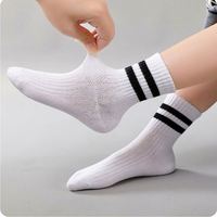 I-0197 Chaussettes d'automne en gros pour enfants, chaussettes de sport en coton pour garçons et filles, chaussettes de plage jungle, chaussettes blanches pour enfants