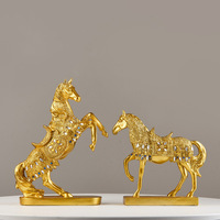 Ensemble de figurines de cerfs dorés de luxe, statue d'animal en résine pour salon, entrée, décoration de la maison, ornement pour décoration de mariage
