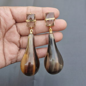 Pendientes de boda modernos para mujer, hechos a mano, ecológicos, de cuerno de buey 100% natural, brillantes y pulidos, artesanía natural. - Product Image 1