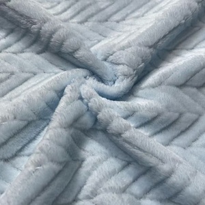 Conception personnalisée tricoté chaîne deux côtés chaud doux 250Gsm 100% polyester Jacquard flanelle polaire pour vêtements de détente - Product Image 3