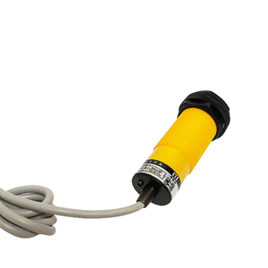 E3F3-DS50Y1 E3F3-DS50Y2 E3F3-DS50Y12 Interrupteur de position photoélectrique cylindrique à protection de faisceau - Product Image 2