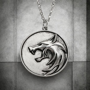 Collier pendentif en alliage de zinc rétro punk diamant de loup du jeu Hot Game <span class=keywords><strong>Witcher</strong></span> 3 <span class=keywords><strong>Wild</strong></span> <span class=keywords><strong>Hunt</strong></span> pour cadeau d'anniversaire - Product Image 3